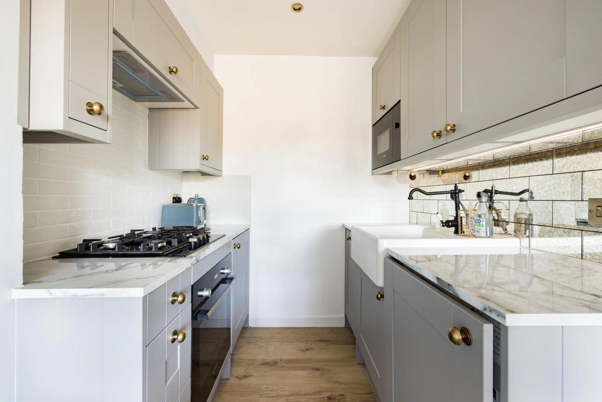 לונדון Luxurious 1-Bedroom Apartment In Kensington מראה חיצוני תמונה